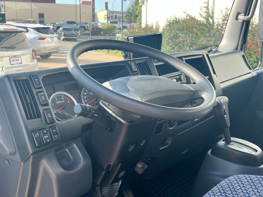 Used 2024 Chevrolet Low Cab Forward 5500XD image 12