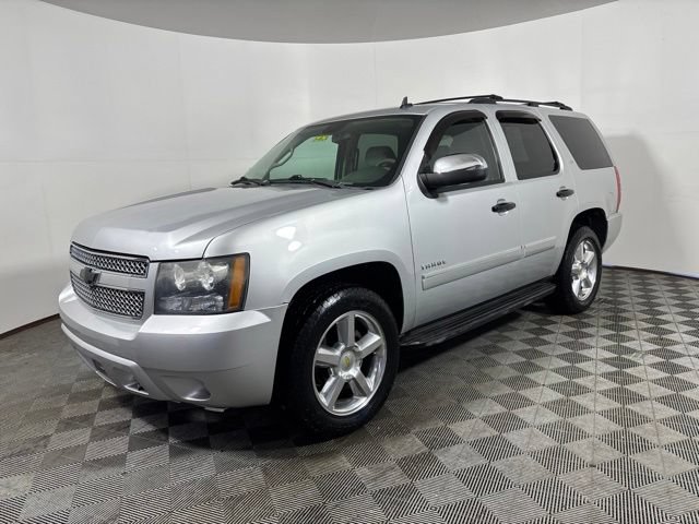 Used 2010 Chevrolet Tahoe LTZ AWD/4WD image 3