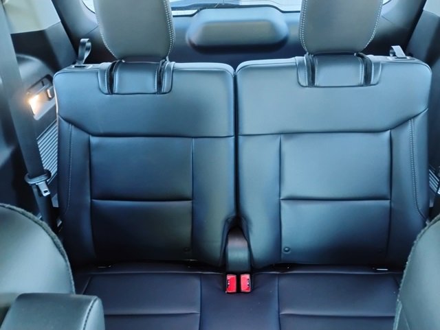 Certified 2023 Ford Explorer XLT w/ Equipment Group 202A image 18