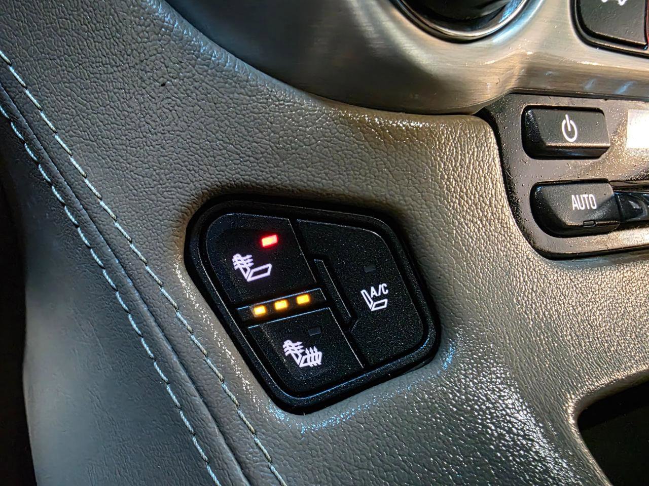 Used 2016 GMC Yukon SLT w/ Open Road Package image 40