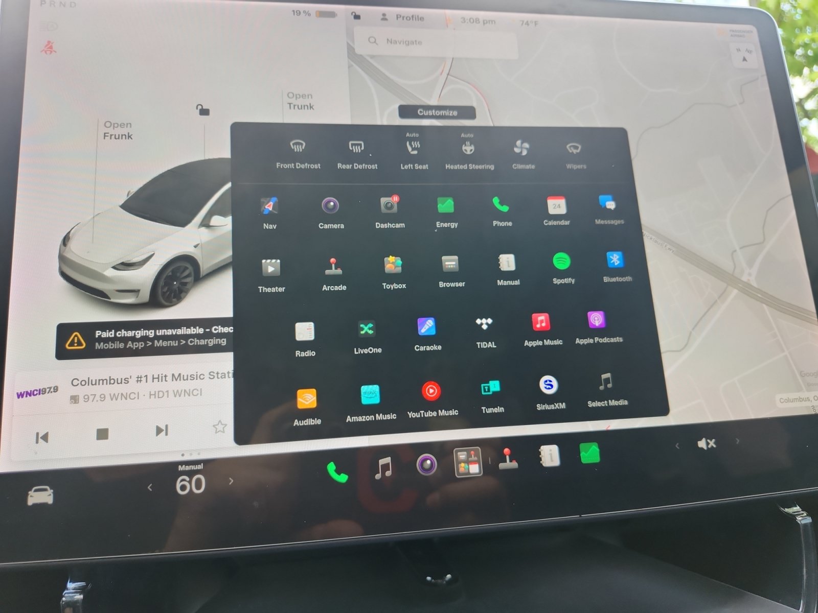 Used 2022 Tesla Model Y Long Range AWD/4WD image 21