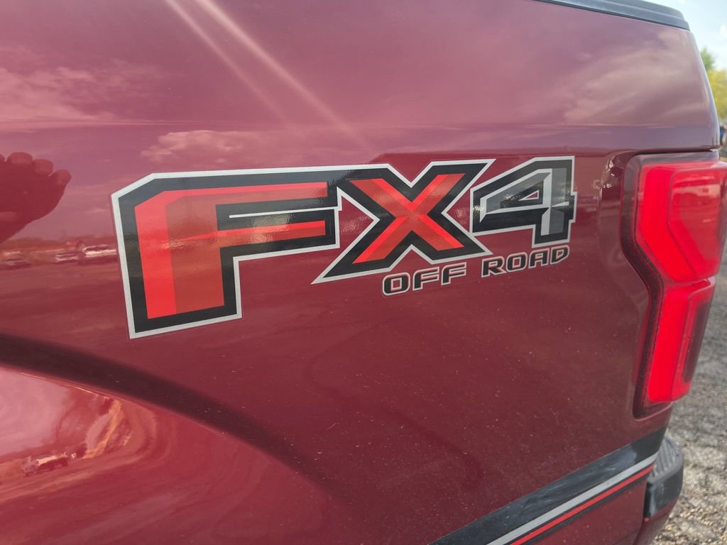 Used 2018 Ford F150 Lariat w/ Equipment Group 502A Luxury image 10
