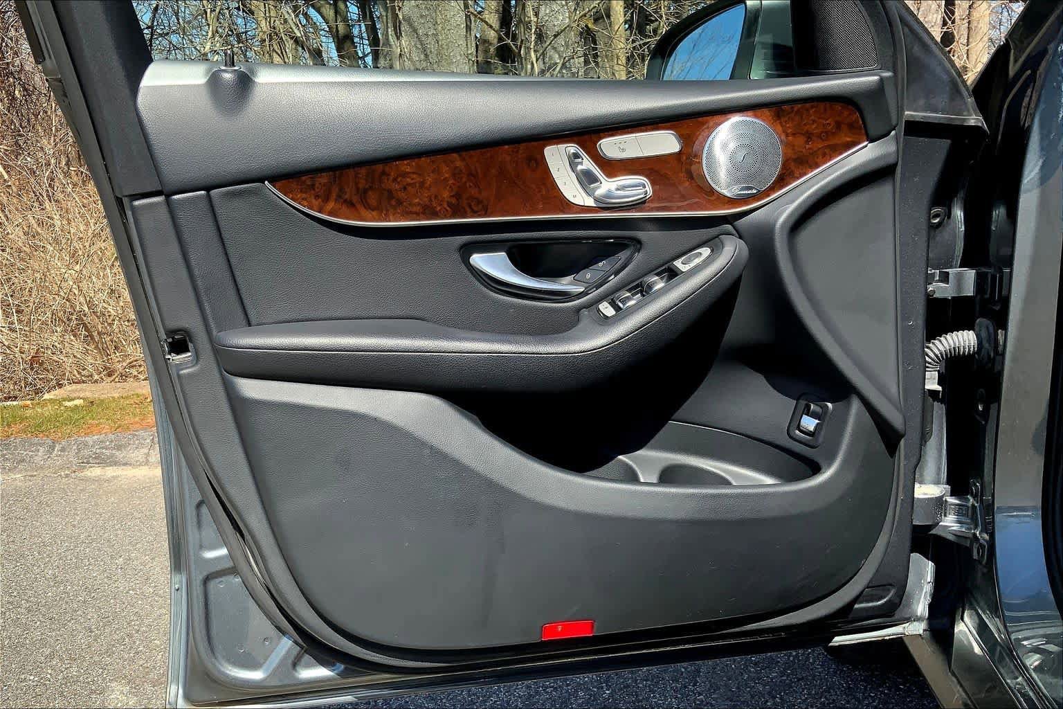 Certified 2019 Mercedes-Benz GLC 300 4MATIC image 22