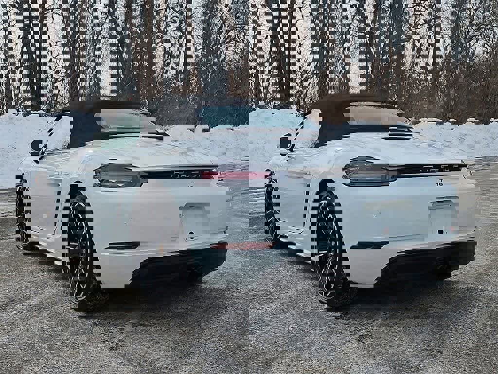 Certified 2024 Porsche 718 Boxster image 3