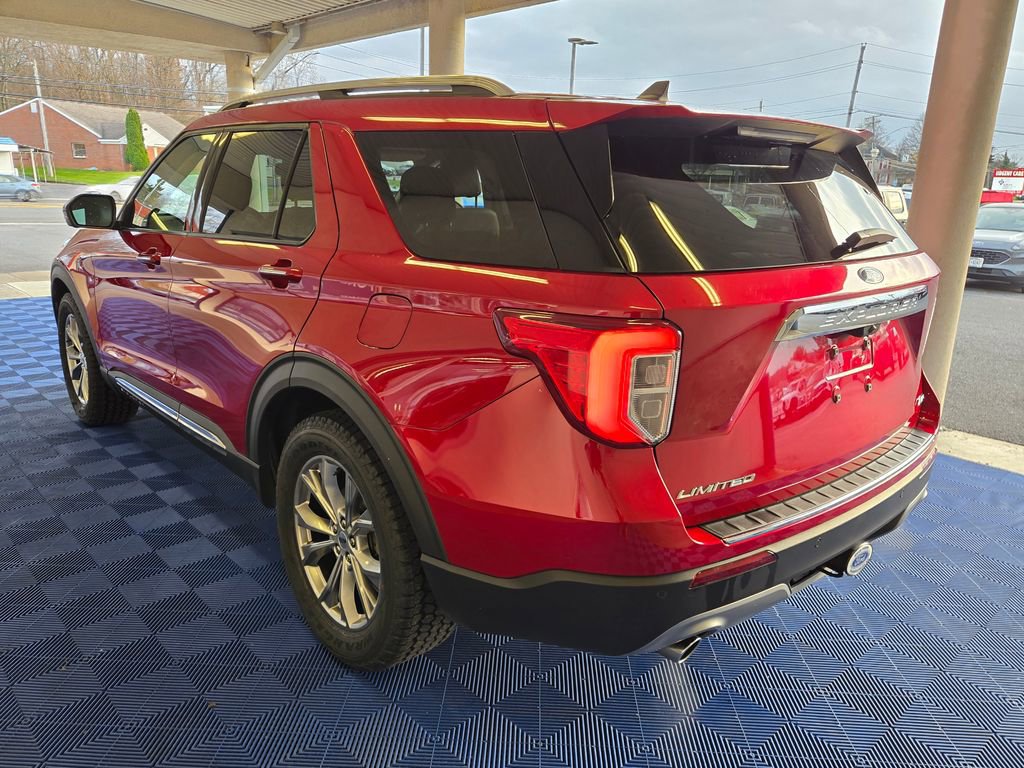 Used 2021 Ford Explorer Limited w/ Equipment Group 301A image 4