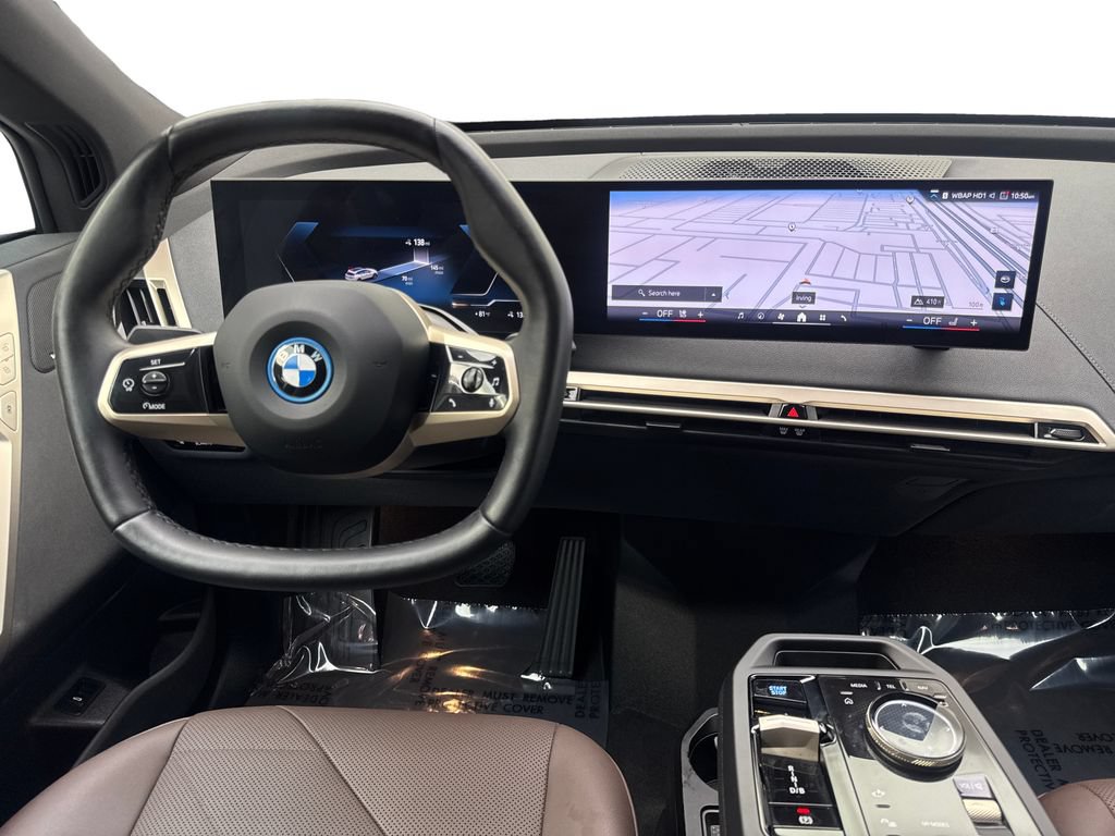 Used 2024 BMW iX xDrive50 w/ Convenience Package AWD/4WD image 52