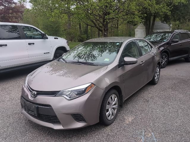 Used 2015 Toyota Corolla LE FWD image 5