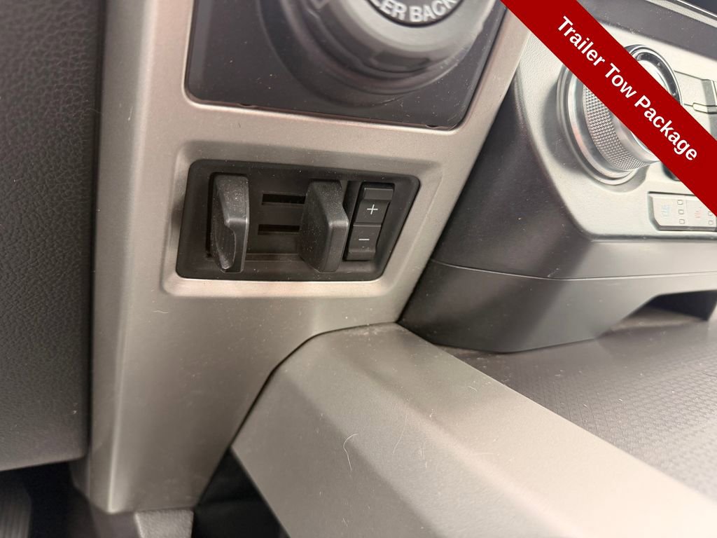 Used 2016 Ford F150 Lariat w/ Equipment Group 501A Mid image 27