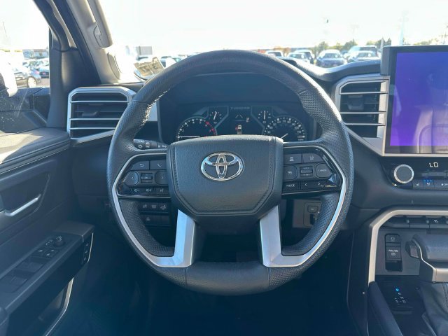 Used 2022 Toyota Tundra Limited w/ Power Package AWD/4WD image 15