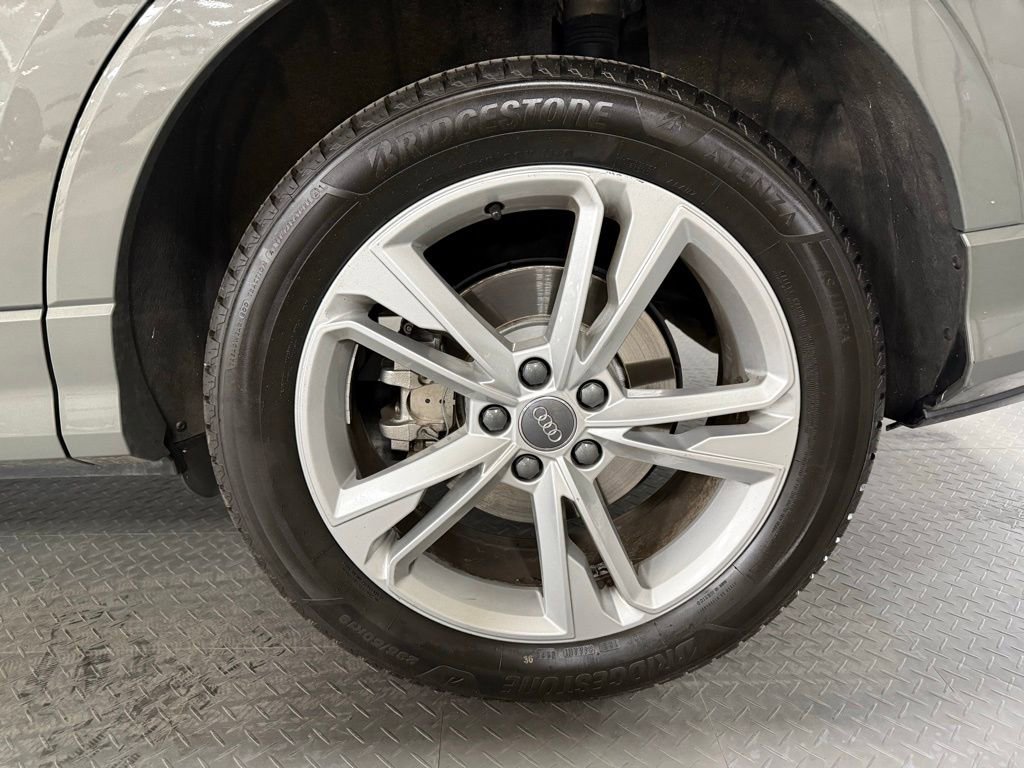 Used 2020 Audi Q3 2.0T Prestige AWD/4WD image 7