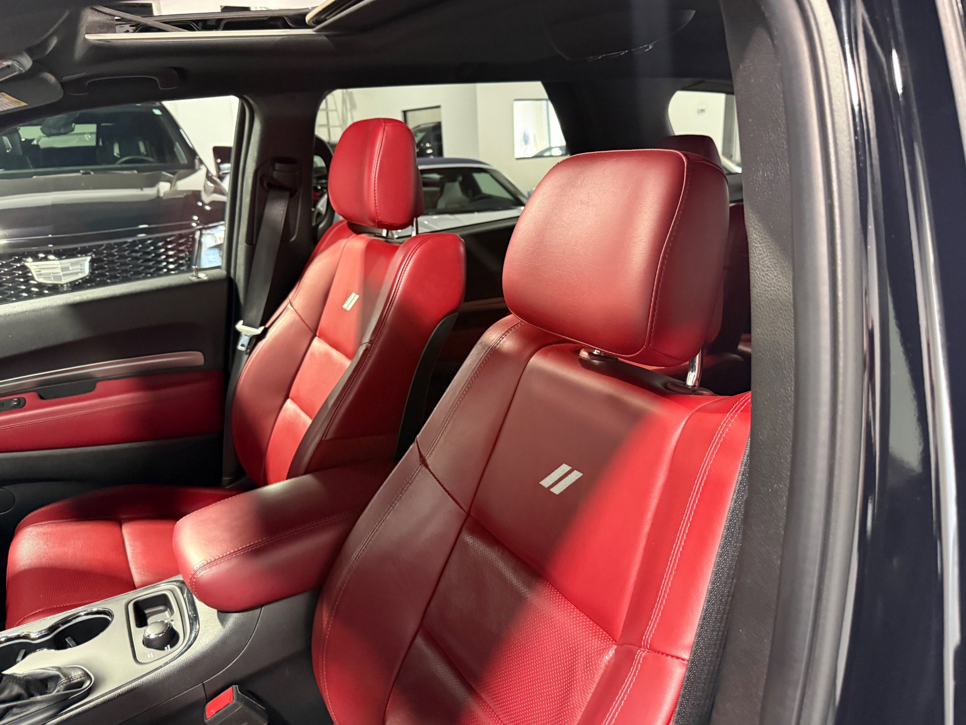 Used 2020 Dodge Durango R/T w/ Blacktop Package AWD/4WD image 24
