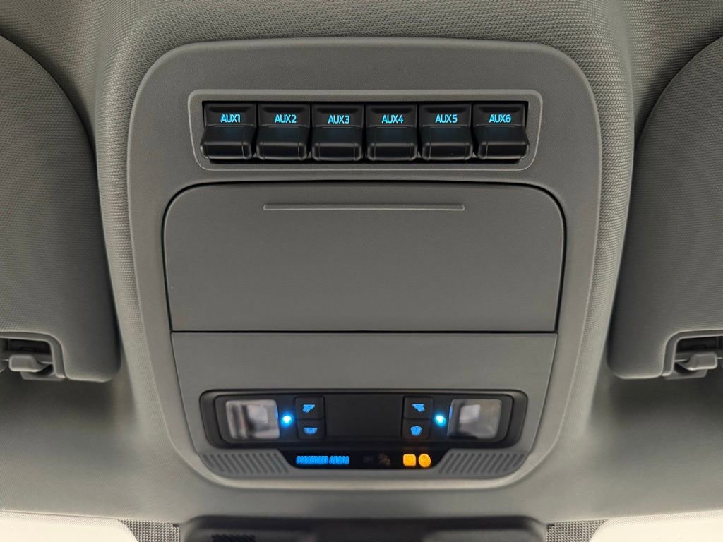 New 2026 Ford F550 2WD Regular Cab Super Duty image 28