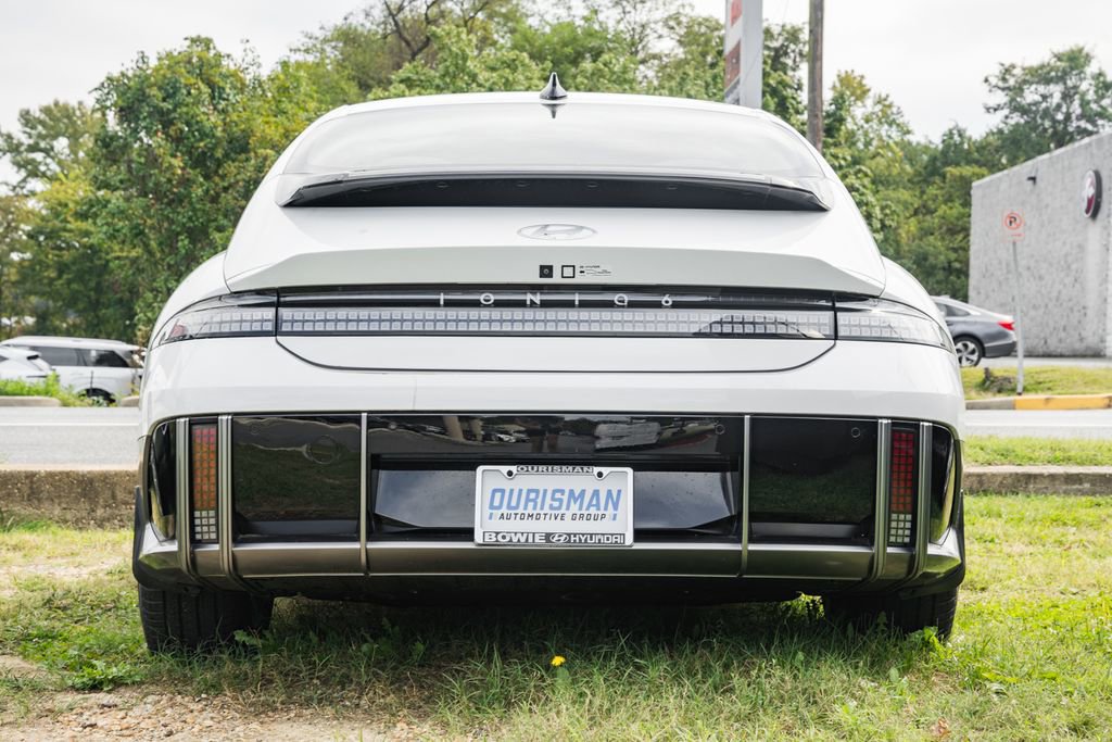 New 2024 Hyundai Ioniq 6 Limited image 5