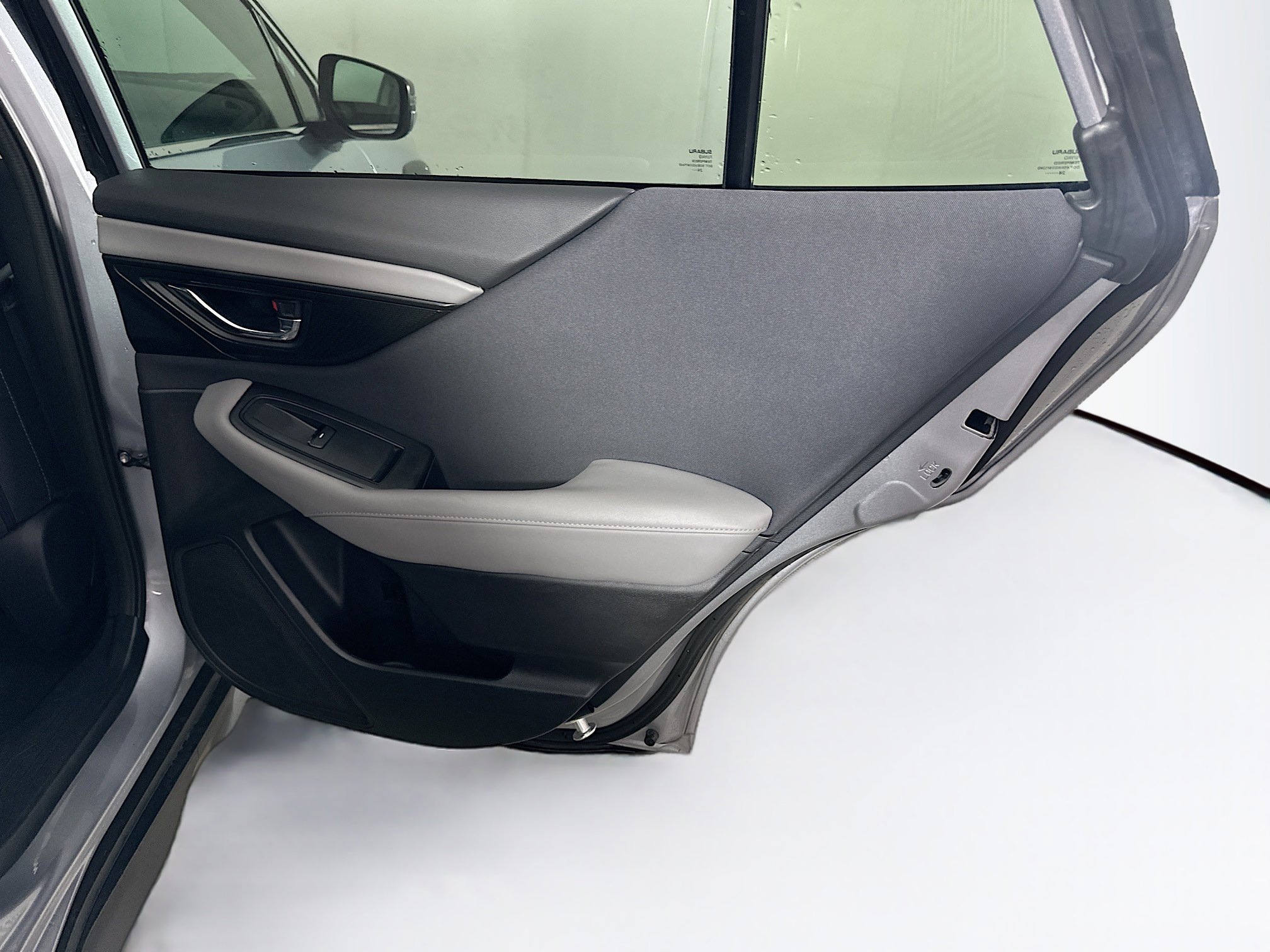 Used 2025 Subaru Outback Premium AWD/4WD image 29