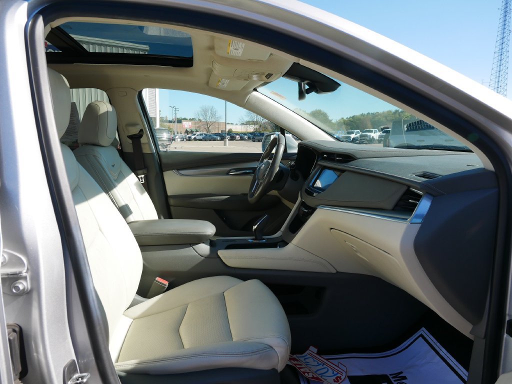 Used 2019 Cadillac XT5 Luxury AWD/4WD image 13