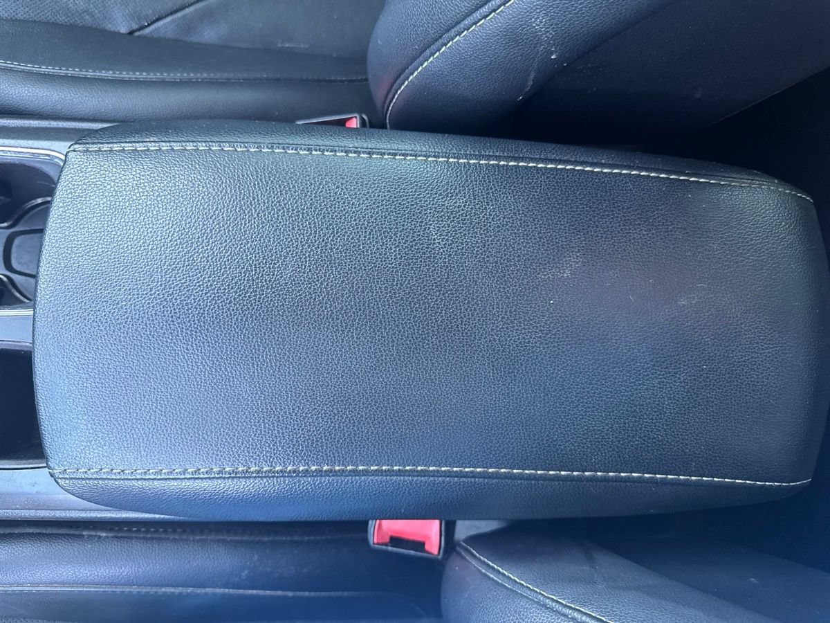 Used 2017 Ford Fusion Titanium AWD/4WD image 30