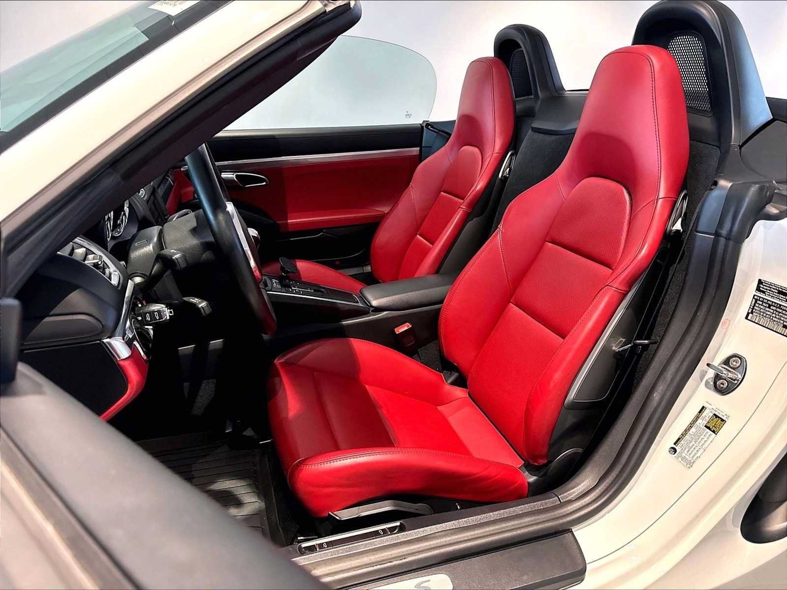 Used 2014 Porsche Boxster S RWD image 8