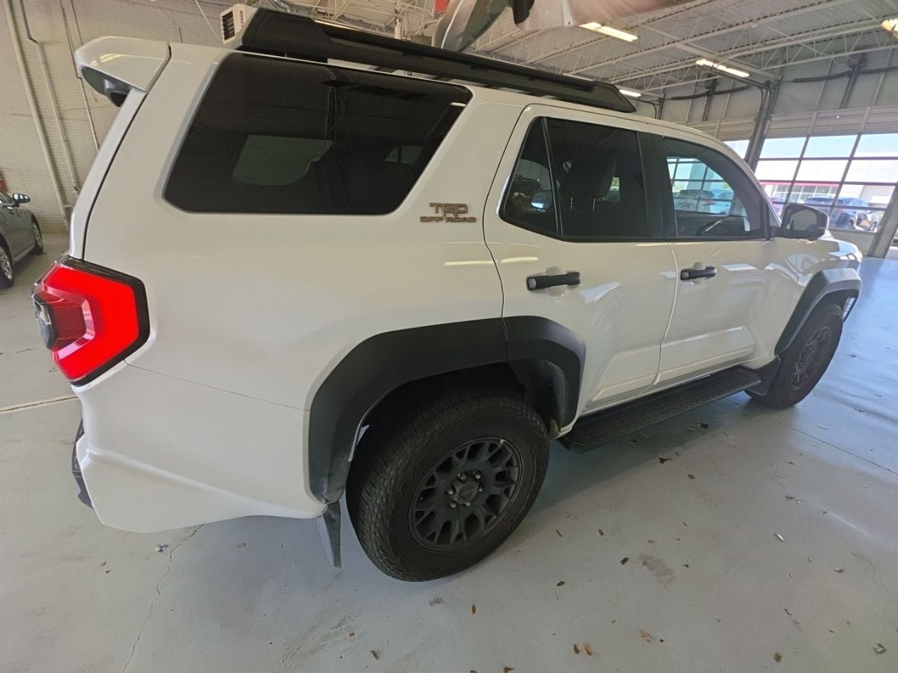 Used 2025 Toyota 4Runner TRD Off-Road Premium AWD/4WD image 4