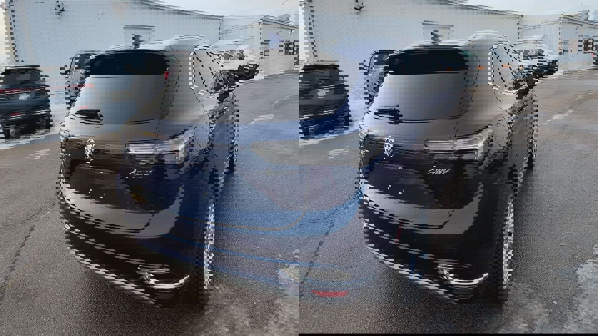 Used 2023 Buick Envision Avenir image 8