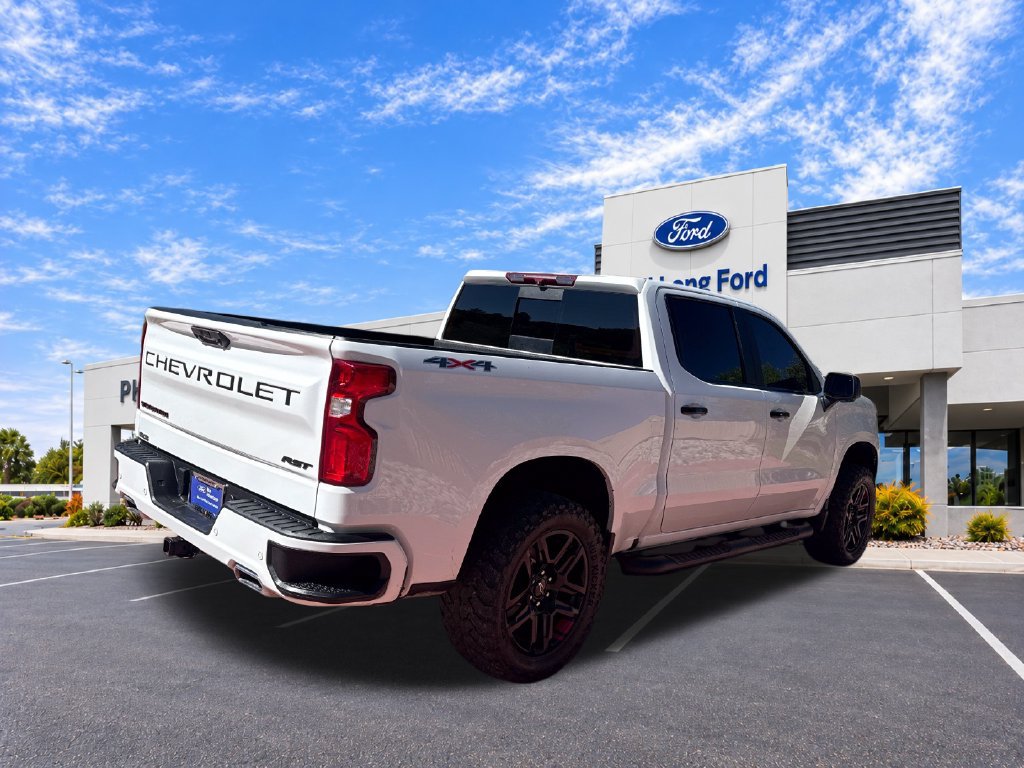 Used 2023 Chevrolet Silverado 1500 RST w/ Redline Edition AWD/4WD image 7