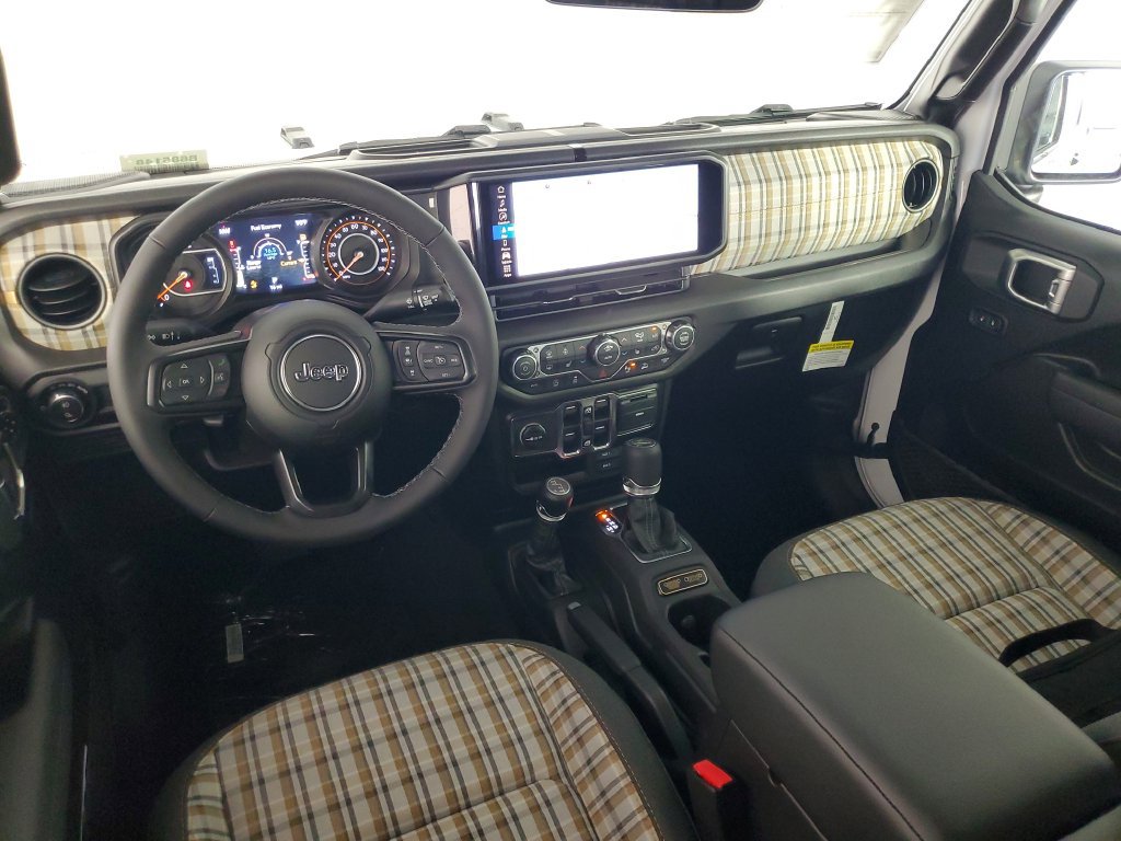 New 2026 Jeep Gladiator Sport AWD/4WD image 17