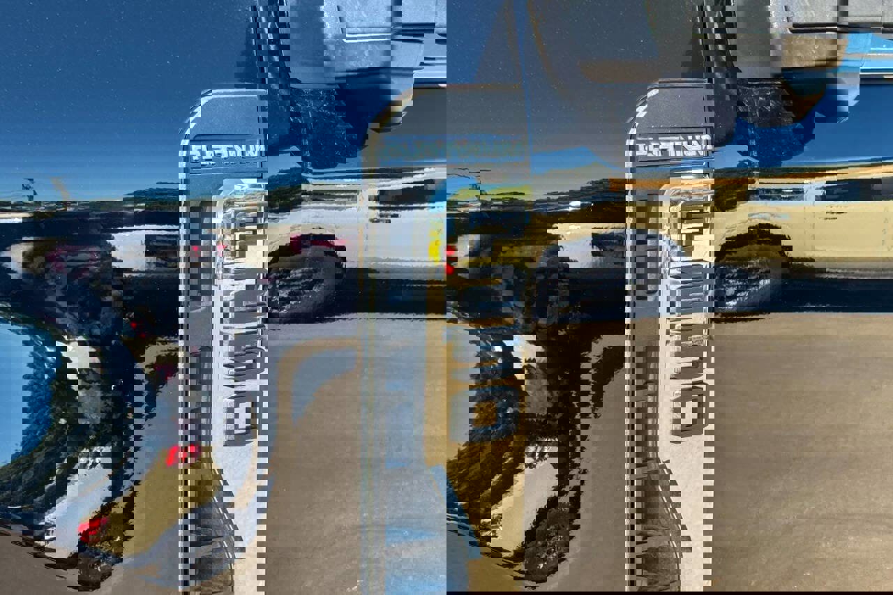 Used 2024 Ford F250 Platinum image 35