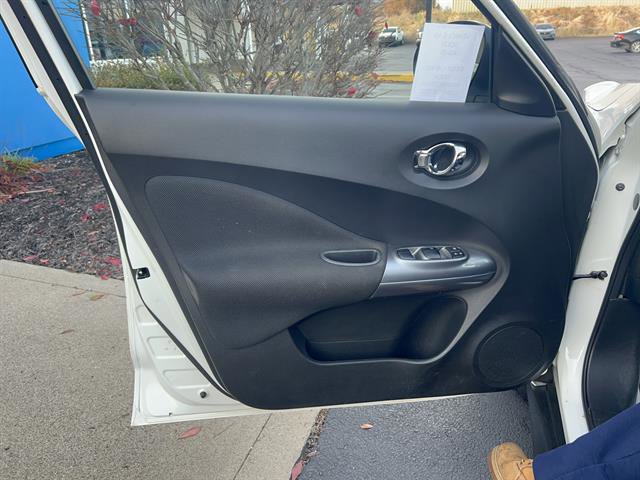 Used 2014 Nissan Juke S image 13