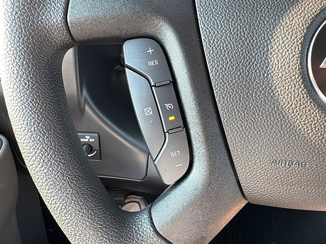 Used 2025 Chevrolet Express 2500 w/ Enhanced Convenience Package RWD image 15