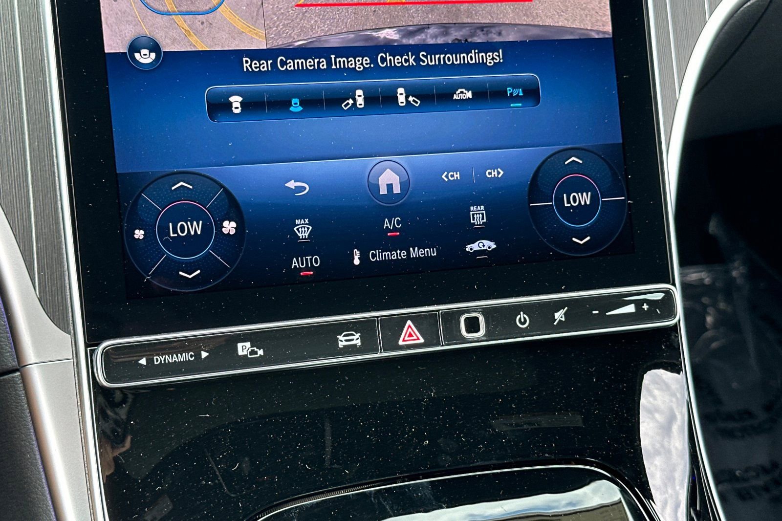 New 2025 Mercedes-Benz C 300 Sedan image 19