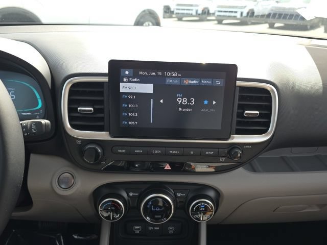Certified 2024 Hyundai Venue SEL FWD image 12