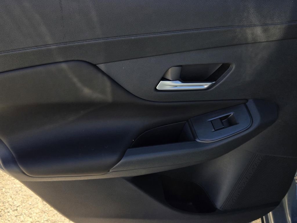 New 2026 Nissan Sentra SR w/ SR Premium Package FWD image 11