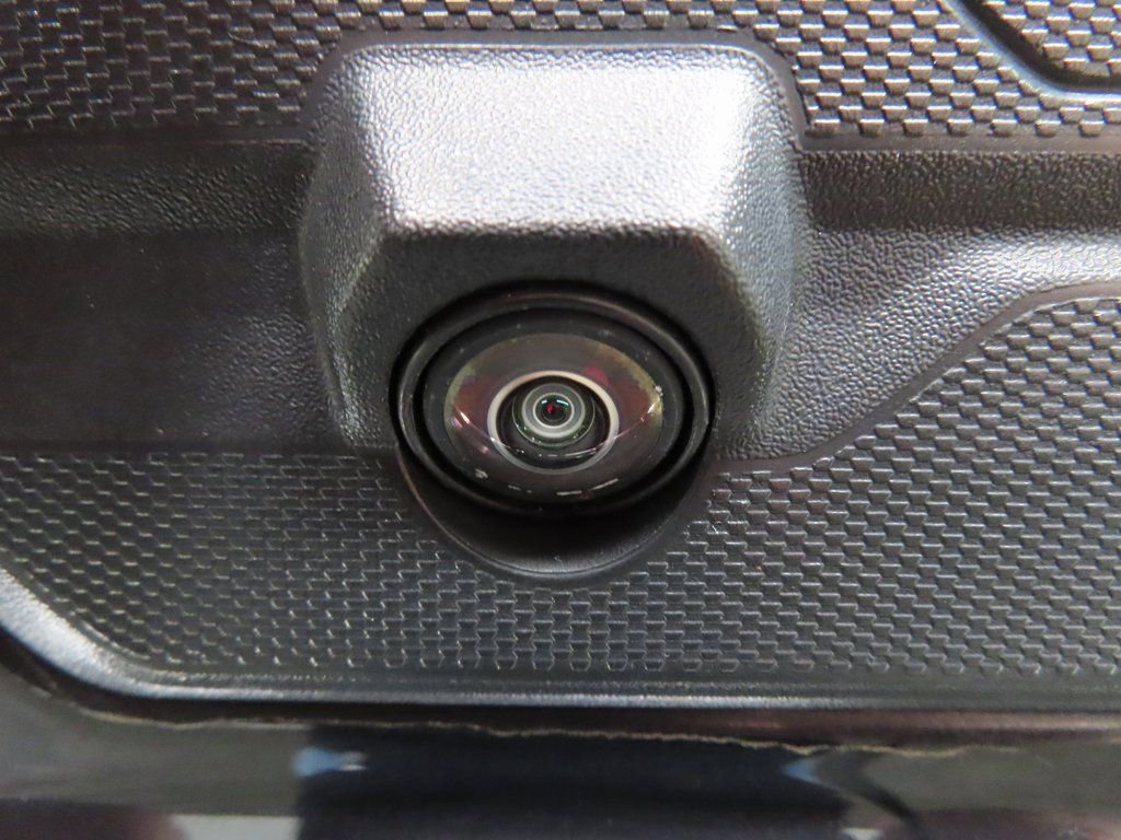 Used 2023 GMC Sierra 1500 Denali w/ Technology Package AWD/4WD image 46