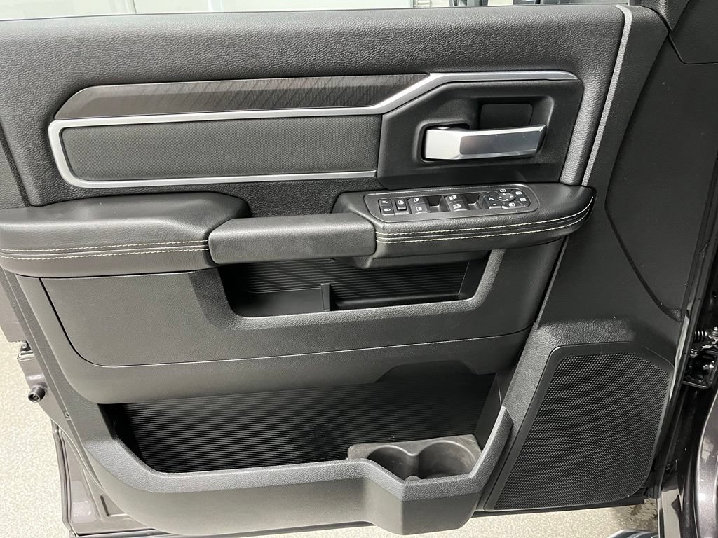 Used 2025 RAM 2500 Big Horn AWD/4WD image 23