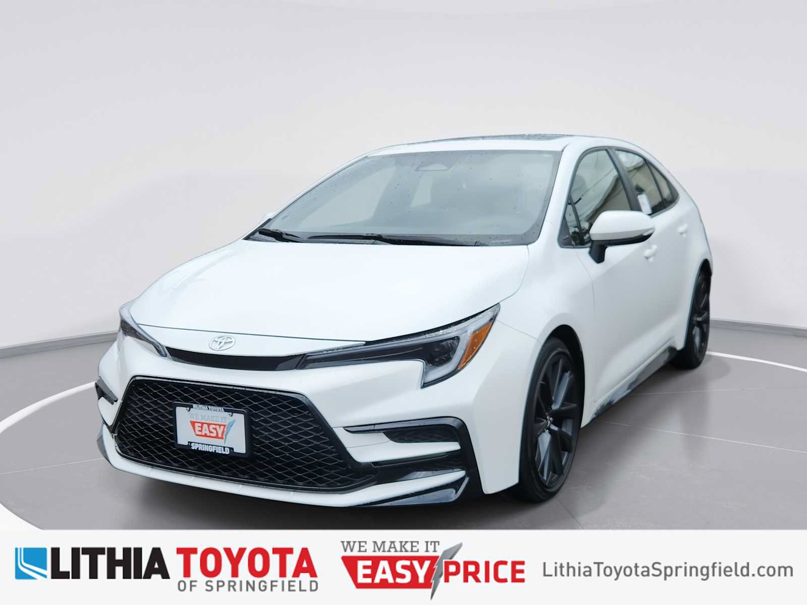 New 2026 Toyota Corolla XSE FWD image 1