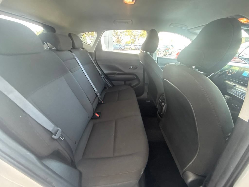 Used 2025 Hyundai Kona SEL FWD image 40
