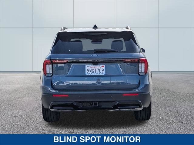 Used 2025 Ford Explorer ST-Line w/ Premium Package image 4