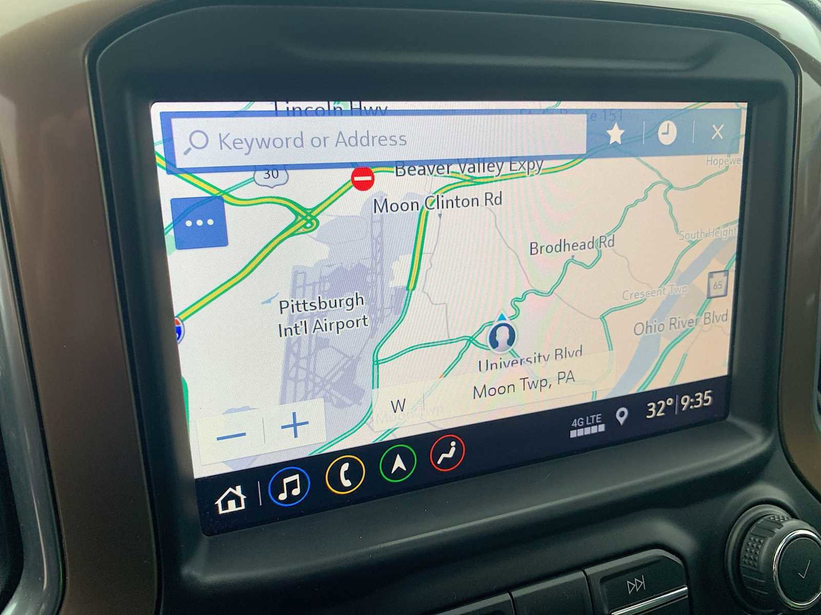 Certified 2019 Chevrolet Silverado 1500 High Country w/ Technology Package image 14