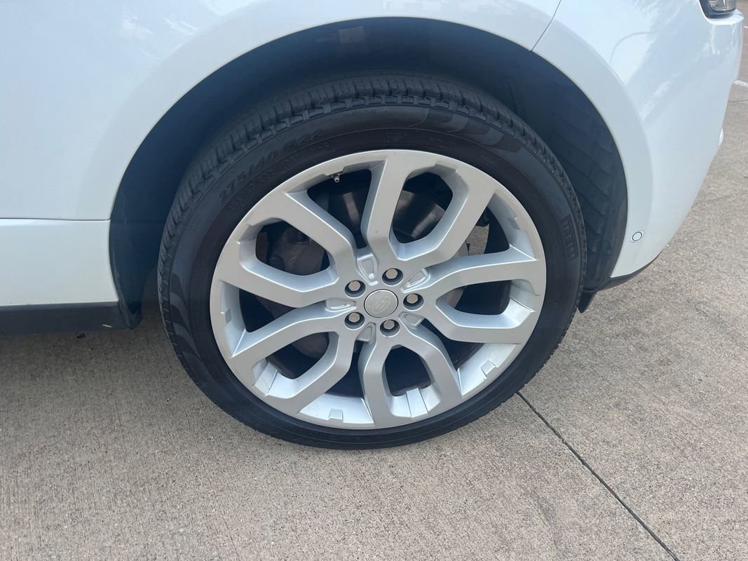 Used 2015 Land Rover Range Rover Supercharged image 12