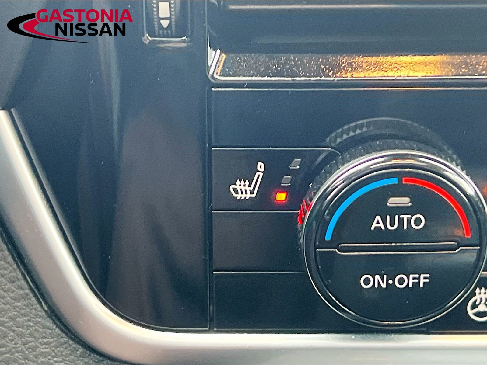 Used 2021 Nissan Rogue SL image 26