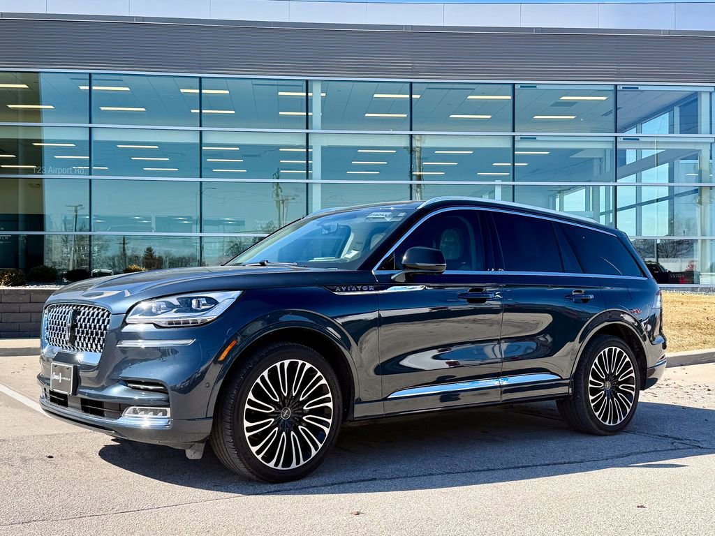 Certified 2023 Lincoln Aviator Black Label image 2