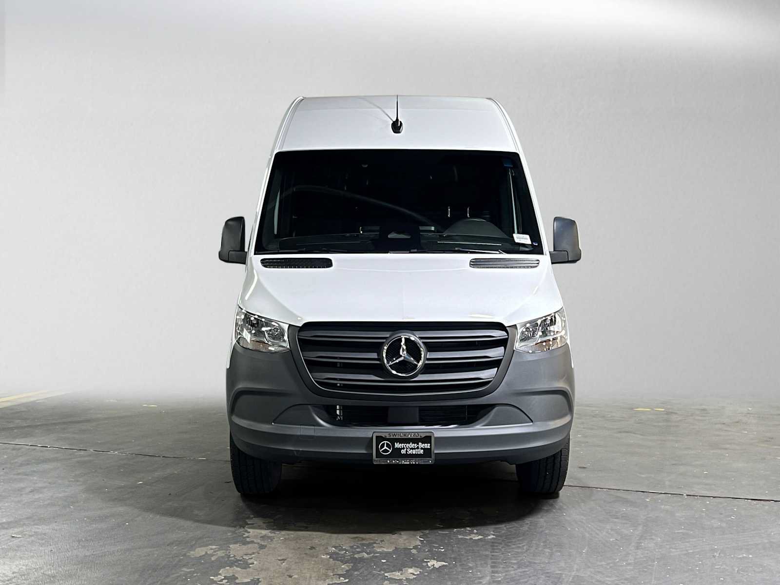 Used 2026 Mercedes-Benz Sprinter 2500 image 8