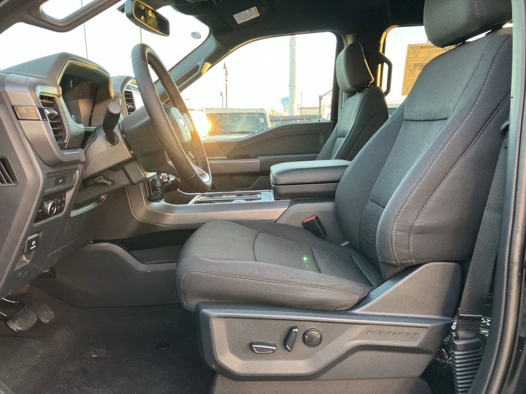 Used 2026 Ford F150 XLT w/ Equipment Group 302A MID image 24