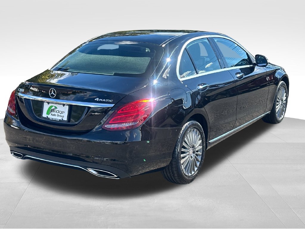 Used 2015 Mercedes-Benz C 300 4MATIC Sedan image 7