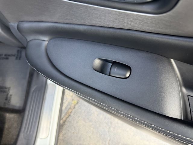 Used 2024 Nissan Murano SV w/ SV Midnight Edition Package image 22