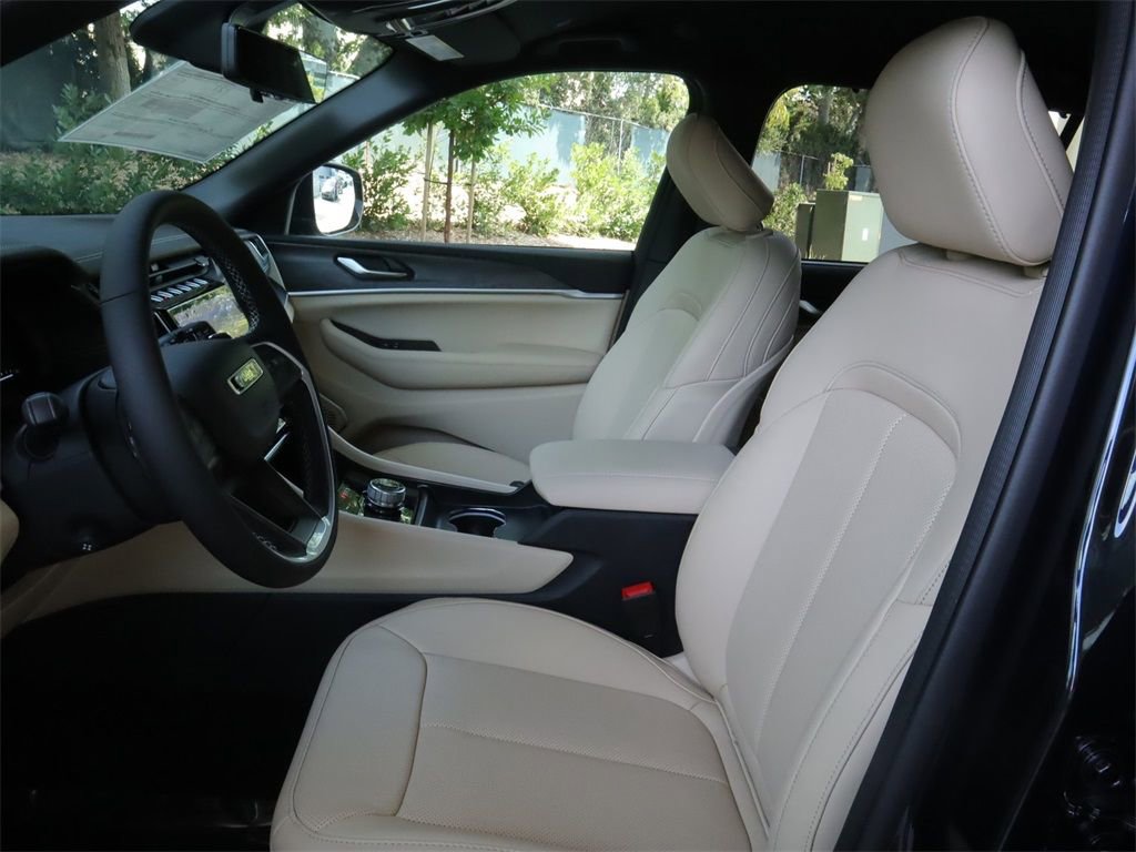 New 2023 Jeep Grand Cherokee L Limited w/ Luxury Tech Group II RWD image 20