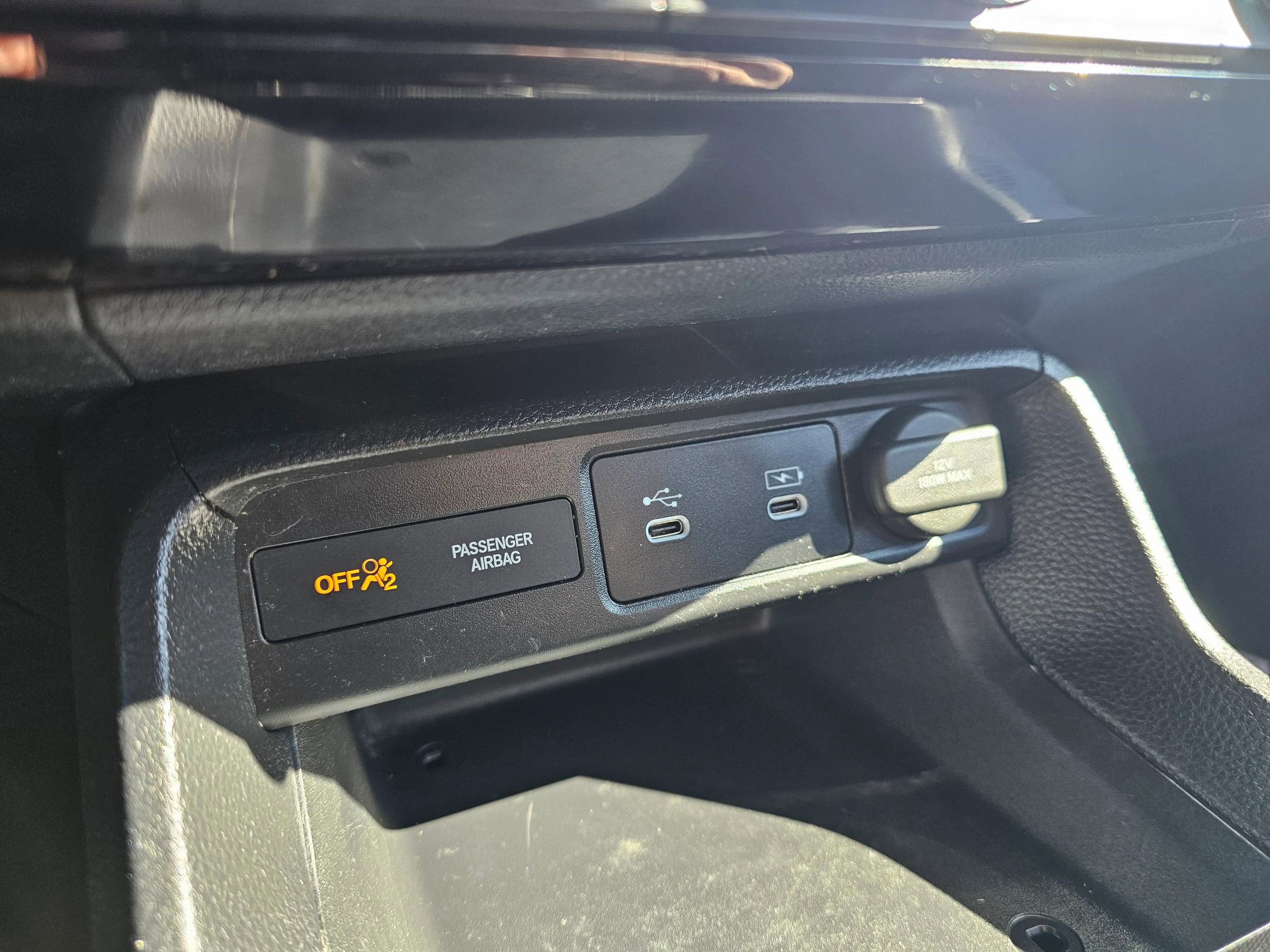 Used 2025 Honda Civic LX image 27