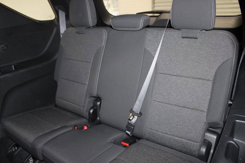 Used 2024 Chevrolet Traverse LT image 19