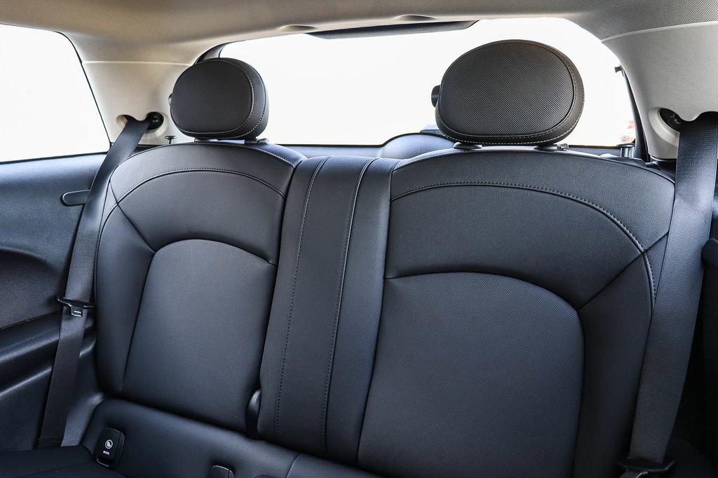 Used 2024 MINI Cooper SE image 24