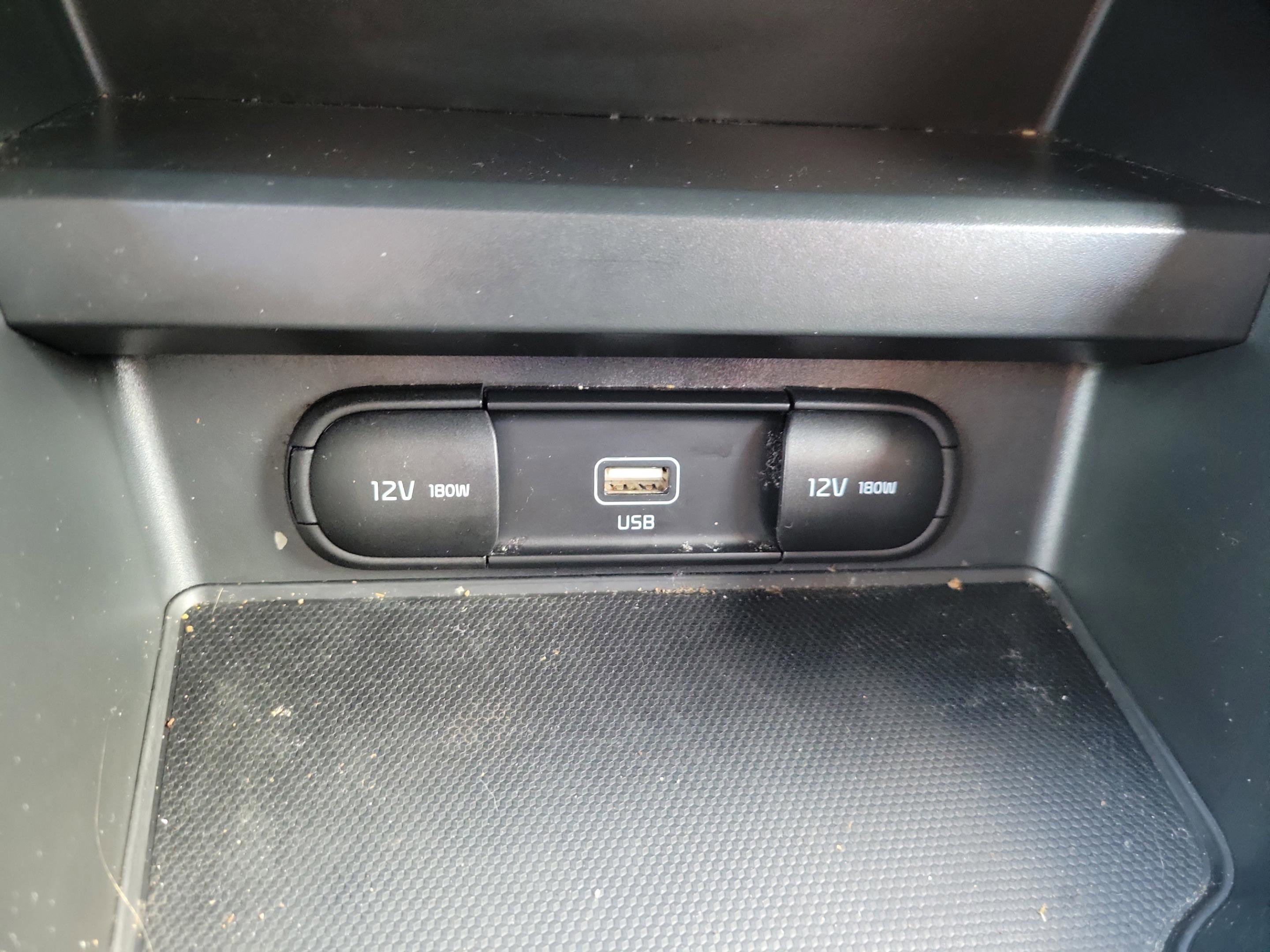 Used 2022 Kia Soul LX image 31