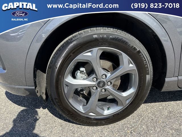 Used 2023 Ford Escape ST-Line w/ Tech Pack #1 AWD/4WD image 12